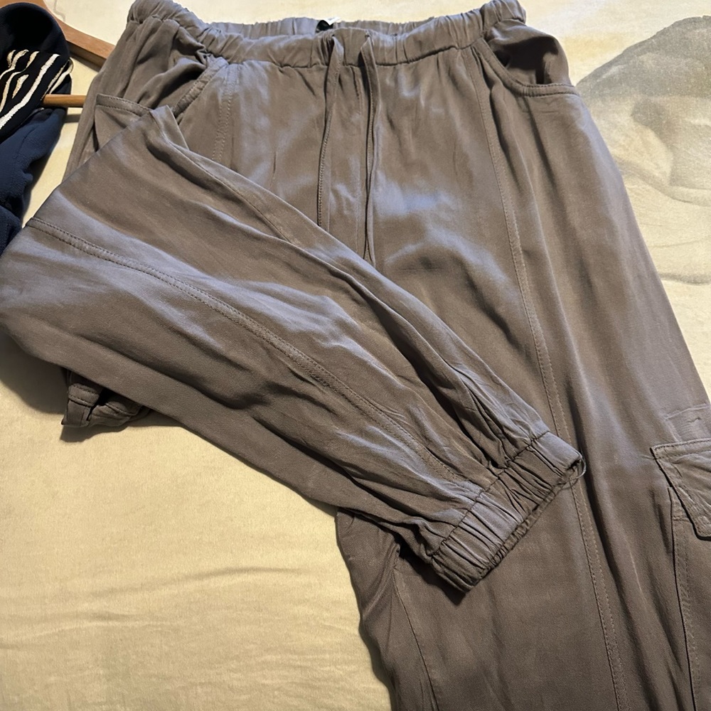 Seven sisters - grey cargo pants